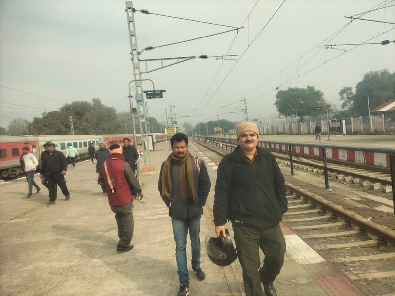 Sunshine shone amidst fog in Tanakpur, cold persists