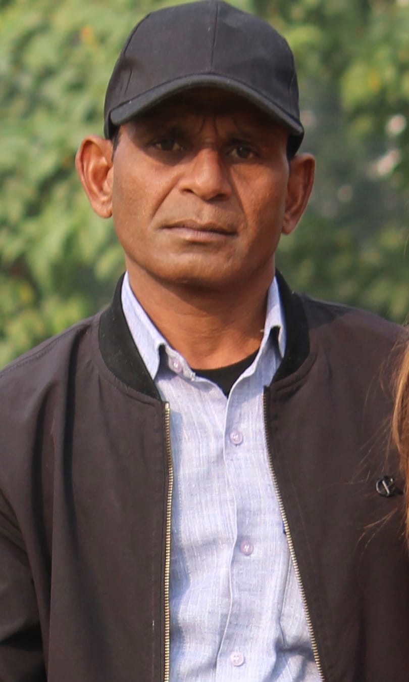 Irrigation department runner dies under suspicious circumstances; murder suspected.