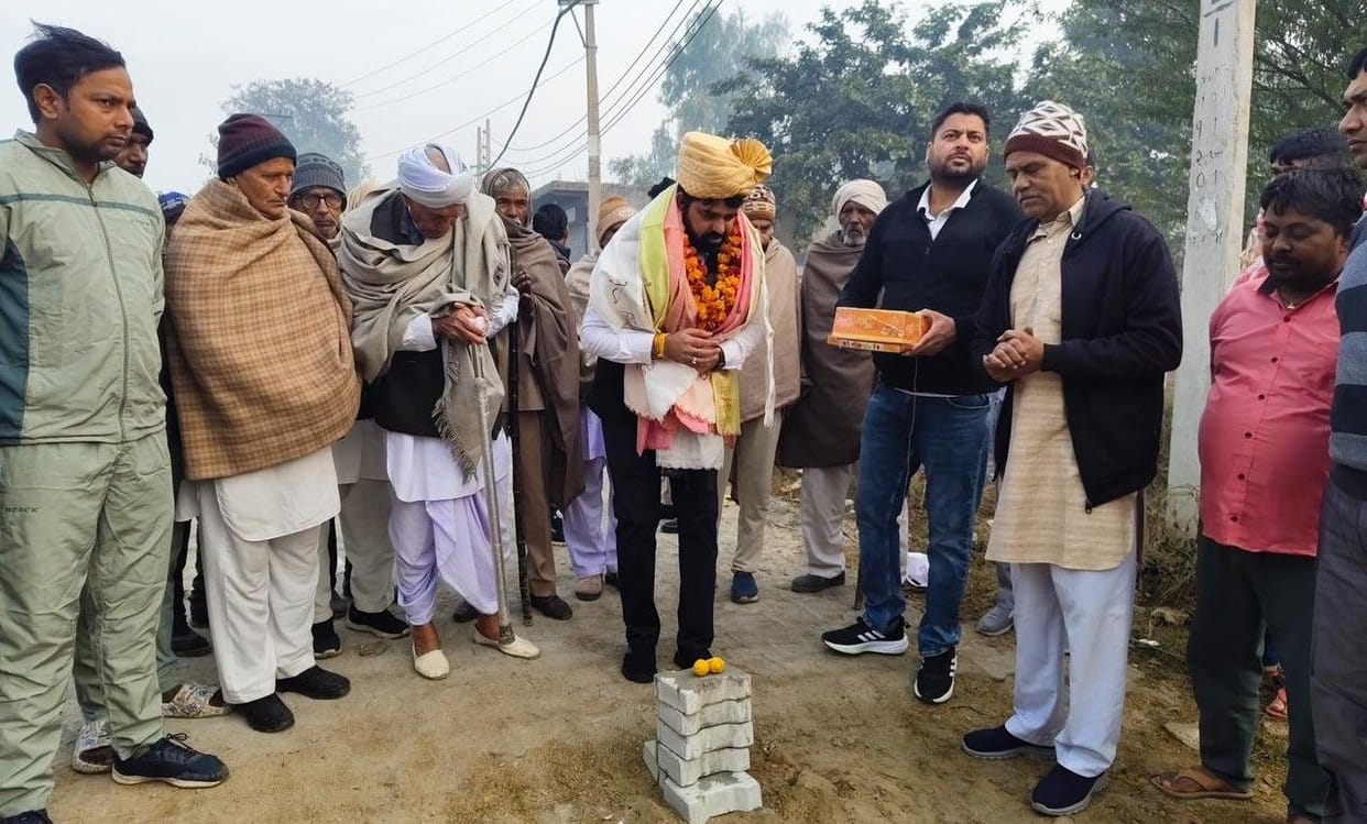 During Sehri (pre-dawn meal), the MLA initiated the preparation of phirni (a type of rice pudding).