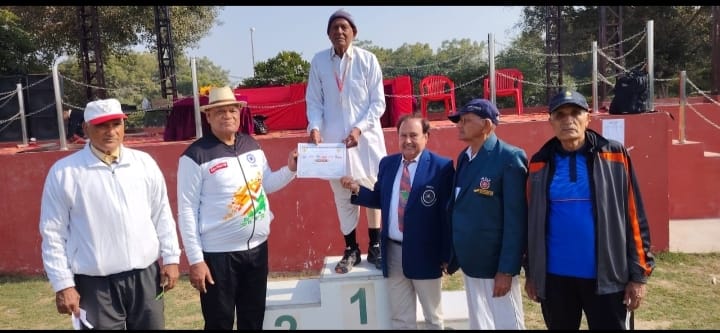 89-year-old Govardhan Yadav showcased his talent by winning the gold medal in hammer throw.