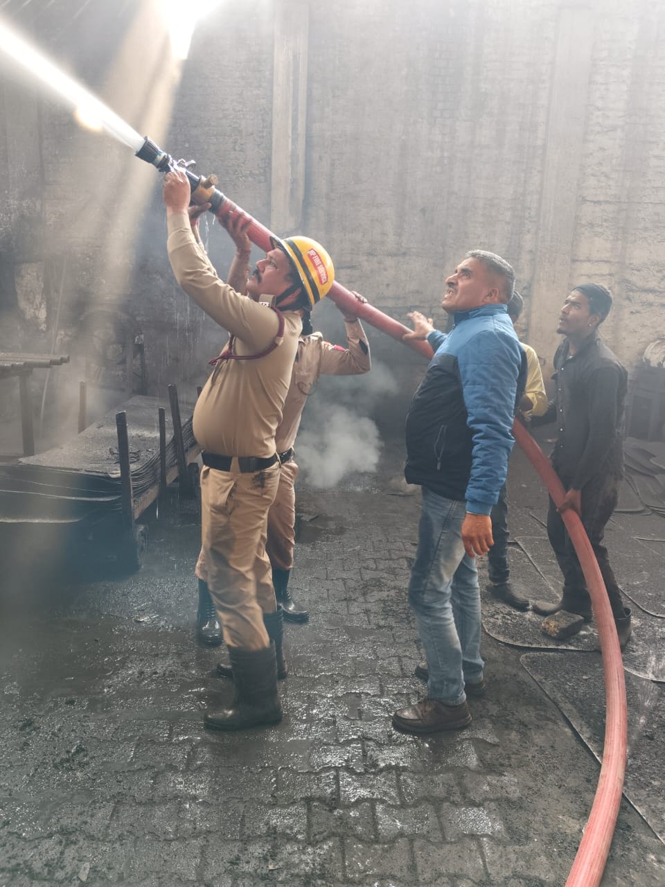 Fire breaks out at steel plant in Rampur Jattan