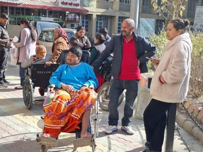 Doctors on strike, patients not treated for the second day