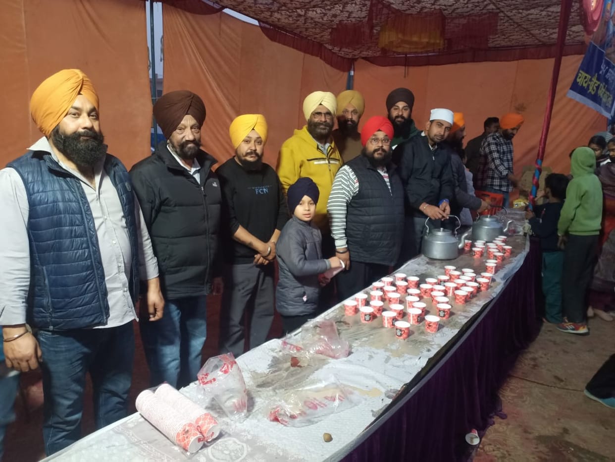 A langar was organized in memory of the Sahibzada