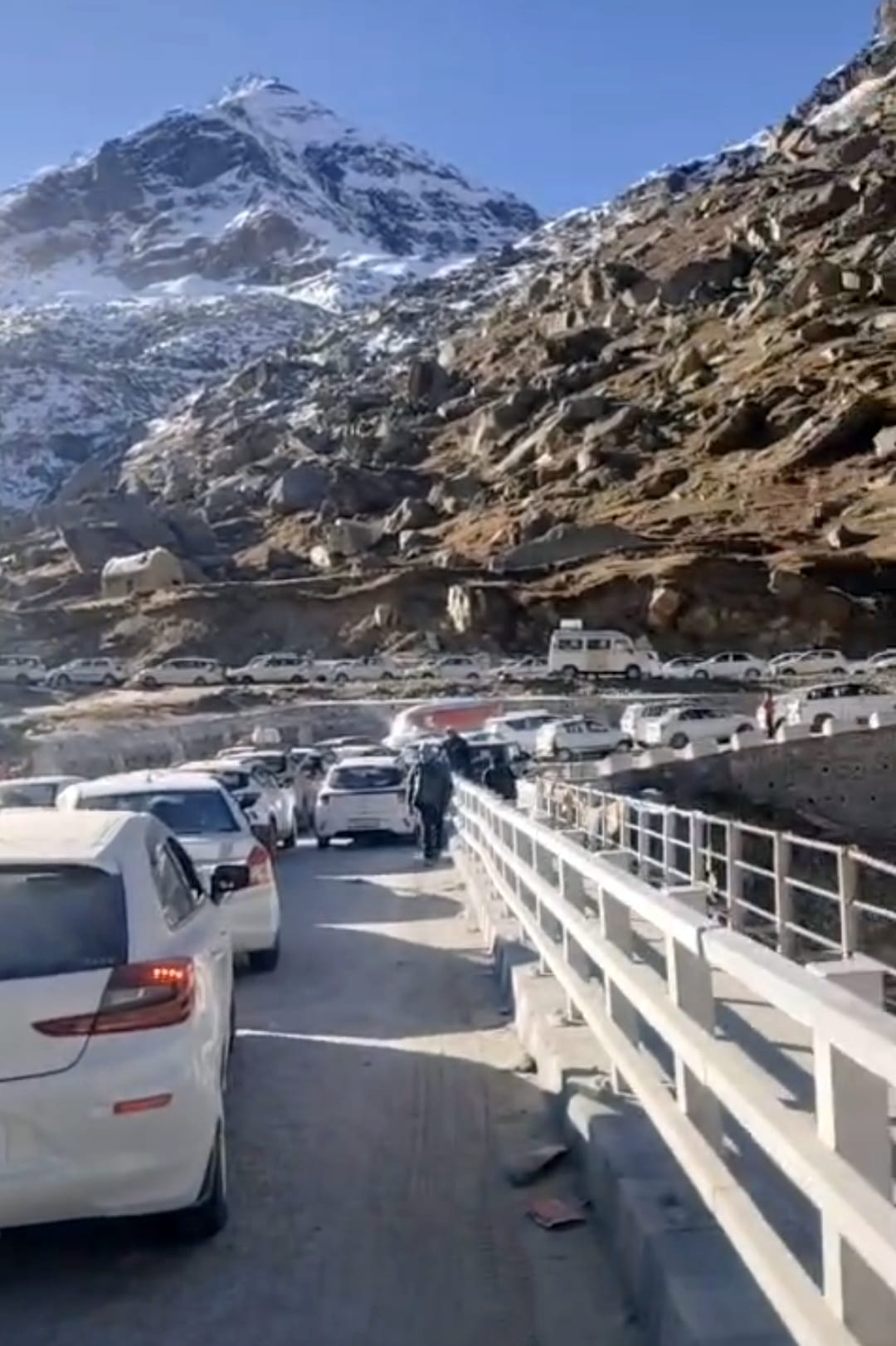 The traffic jam halted the movement of passengers, leaving them stranded in the bus for seven hours.
