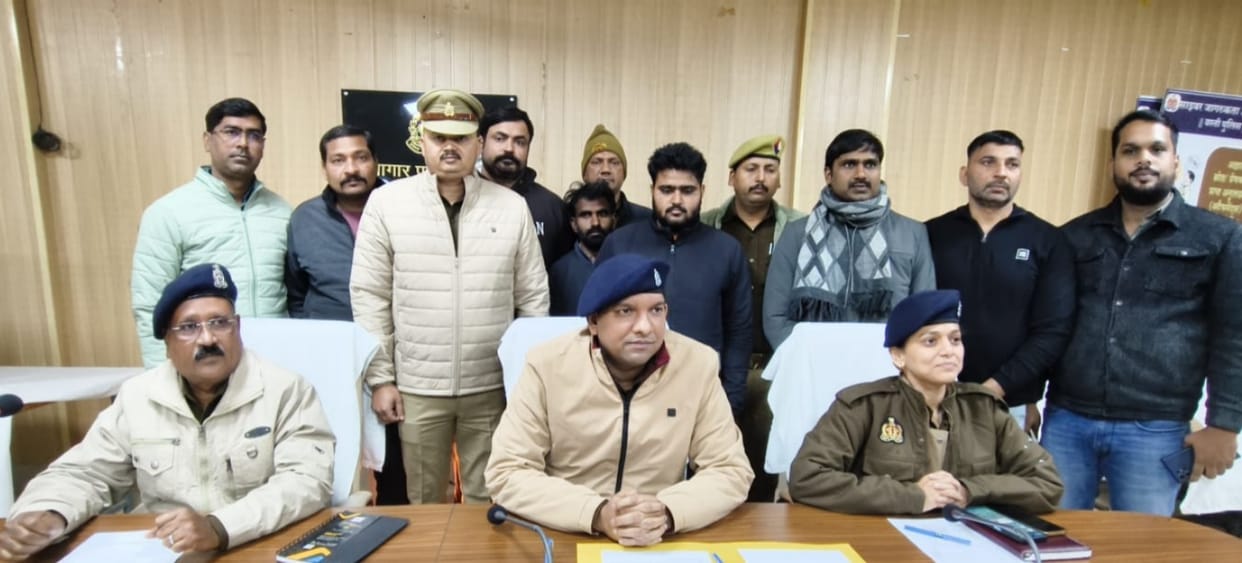 Three inter-district criminals who kidnapped a doctor were arrested.