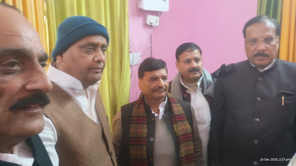 Brahmin MLAs are neglected in the BJP, but the doors of the Samajwadi Party are open for them.