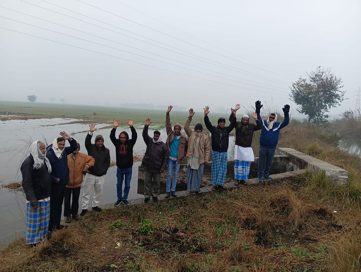 A leak in the canal flooded 50 bighas of crops; farmers staged a protest.