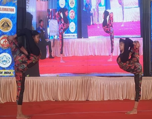 The pairs of Kaina Narang-Arzoo and Jatin-Ronit reached the finals.
