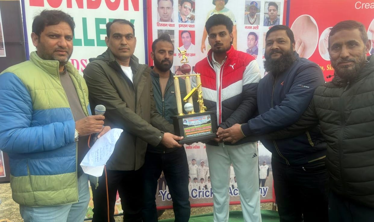 The title clash will take place today between Ghaziabad and Monu Masood Club.