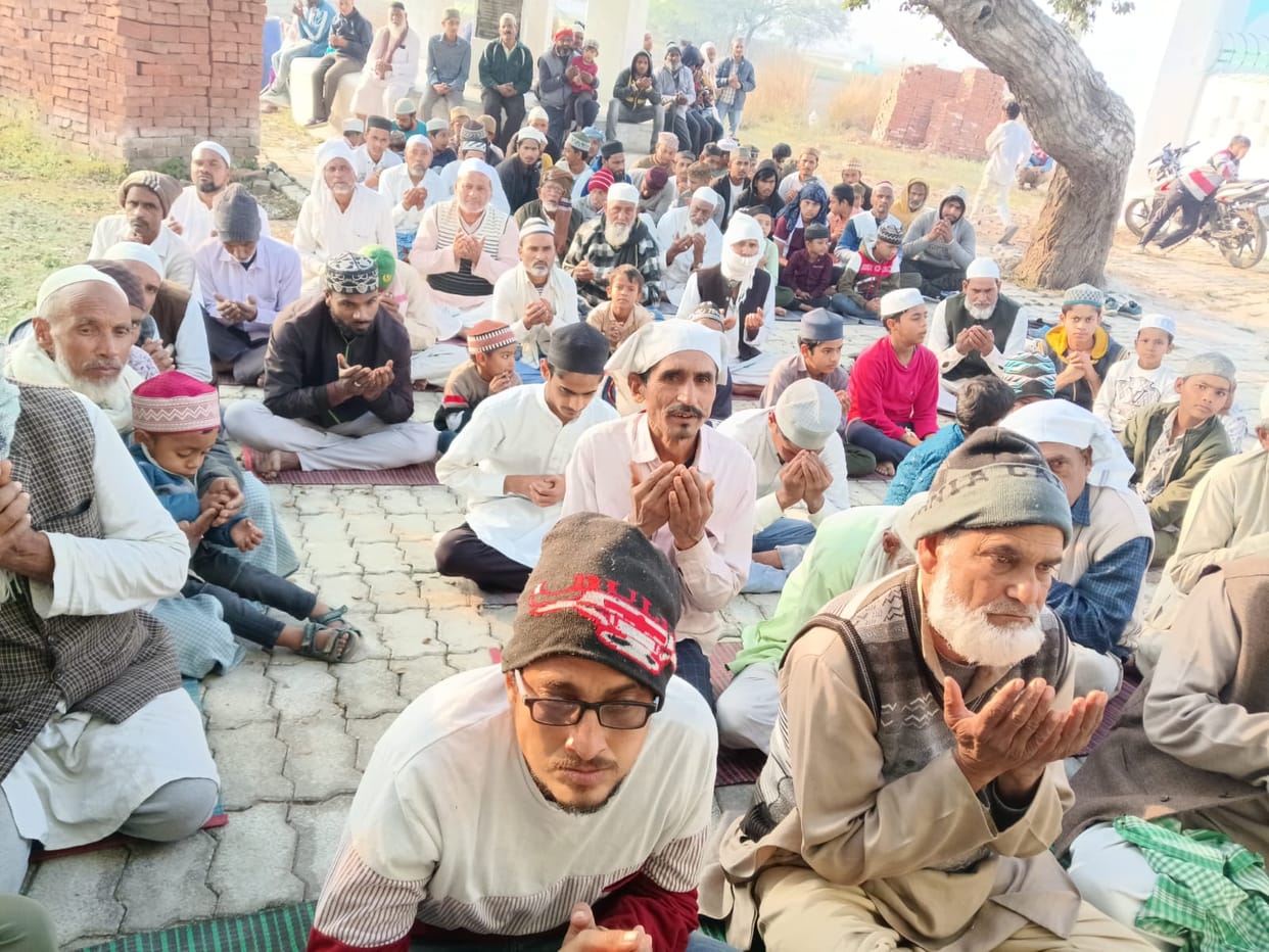Khwaja Sahib gave the message of following the path of Allah.