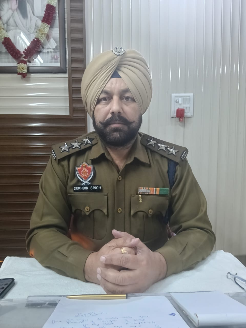 85,000 extorted by threatening to file a rape case