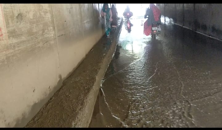 Convenience turned into a problem: seven underpasses in the city are filled with dirty water.