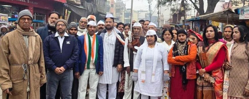 Congress workers celebrated the party's 140th foundation day.