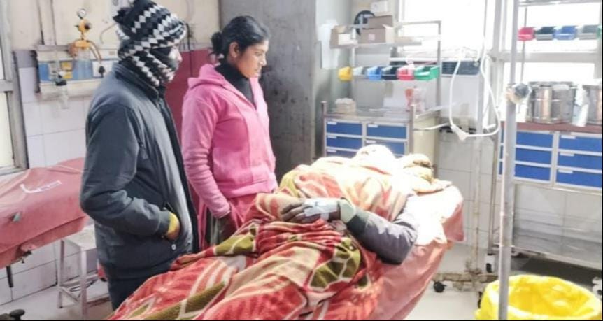 Attacked with iron rod in Nagla Badhu due to dispute between children