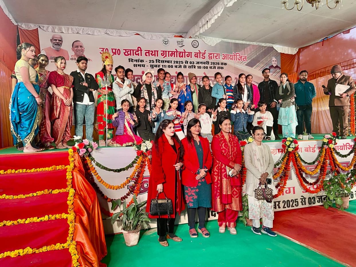 Theatrical performance at the exhibition gave the message of de-addiction.