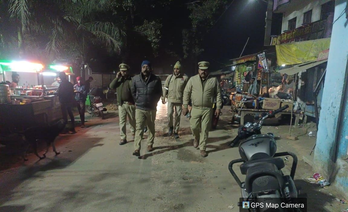 The CO provided reassurance of security by conducting a foot patrol.