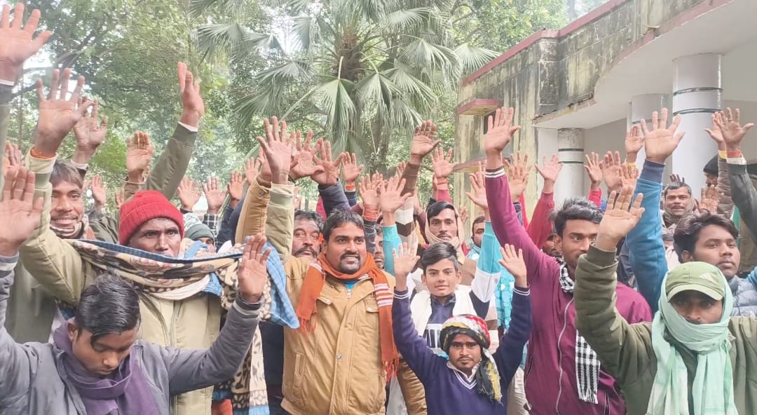 Villagers protest against the construction of Annapurna Bhawan in Banglaha Takiya