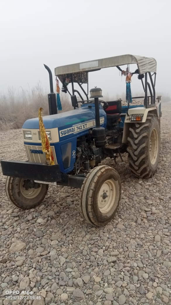 Raids in Sunhani and Shukra Khad, challans of four tractors