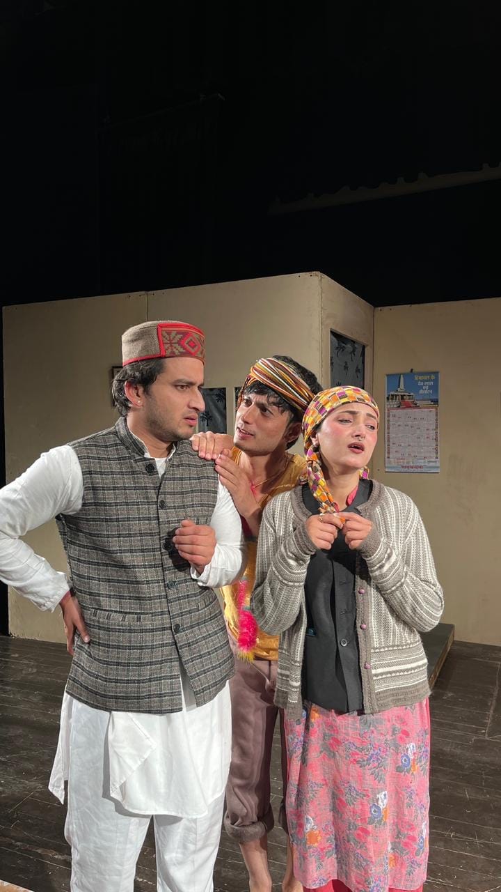 plays attract audience in gaiety