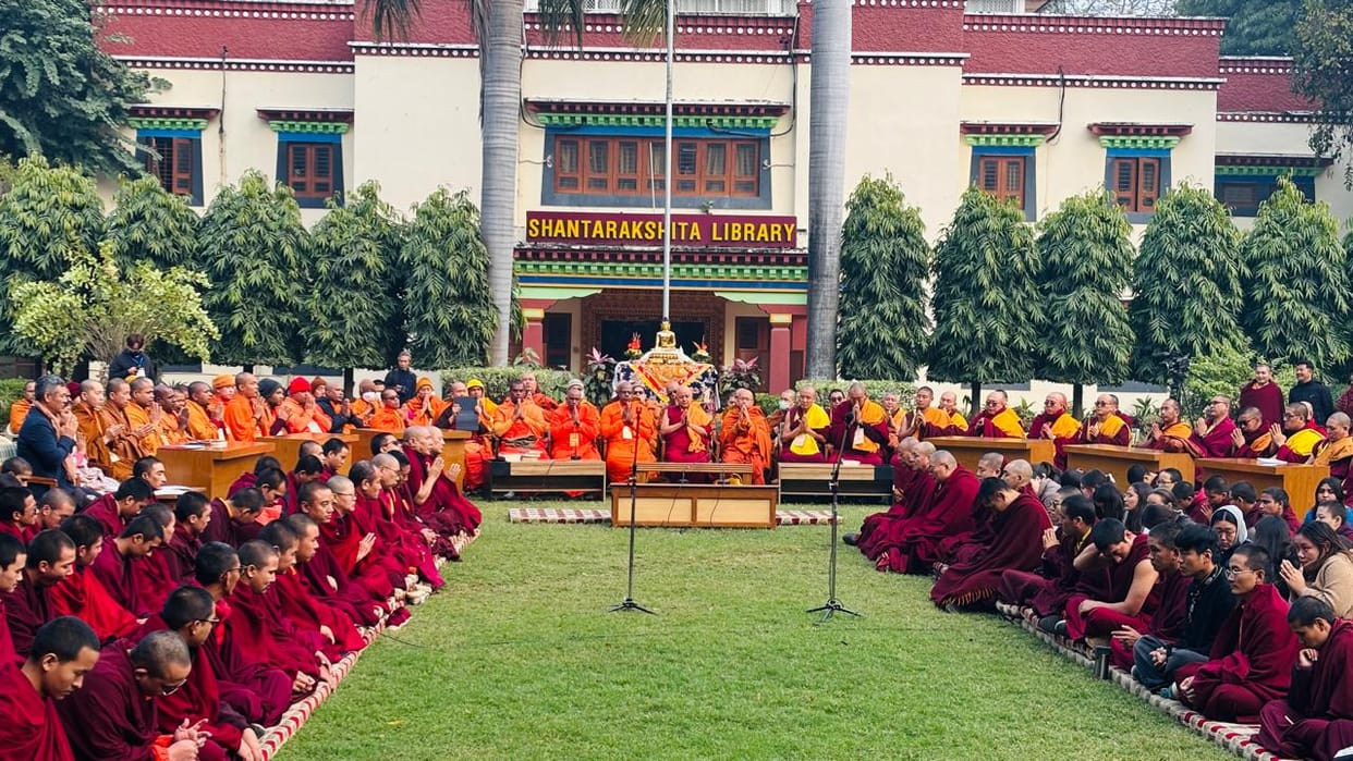 56 monks from Sri Lanka, Myanmar and Thailand reached Sarnath