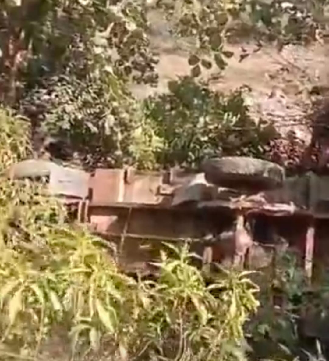 हादसे के दौरान की तस्वीर।