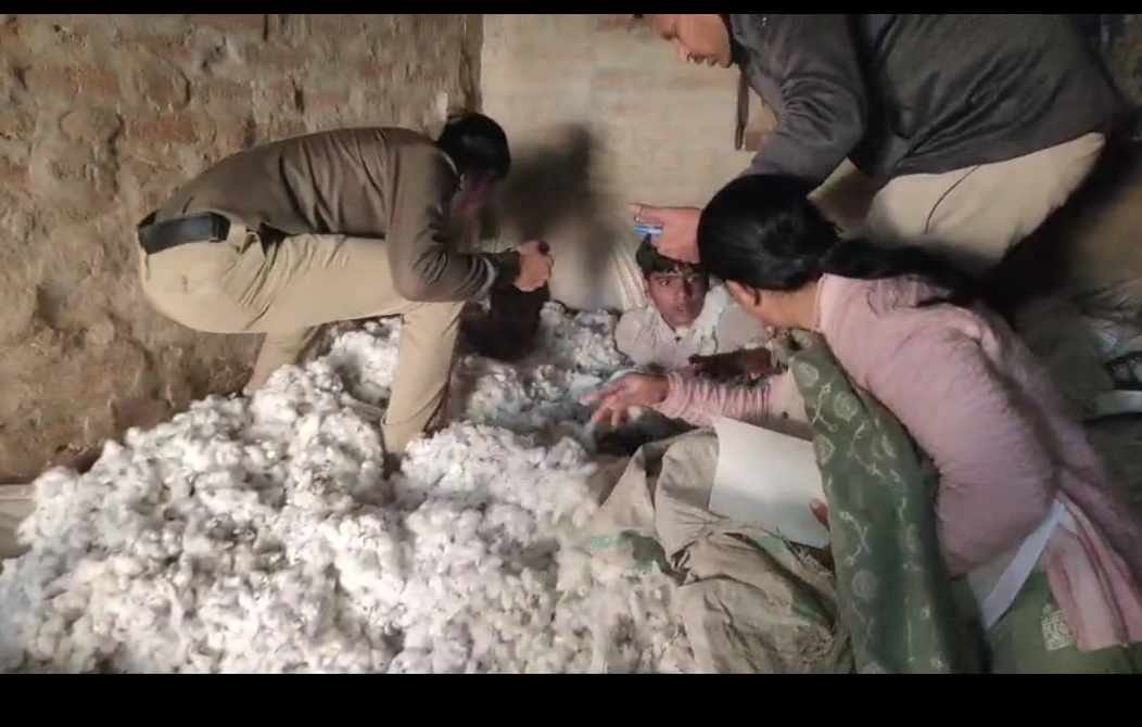 Police found children hiding in cotton fields at uncle's house with the help of dogs