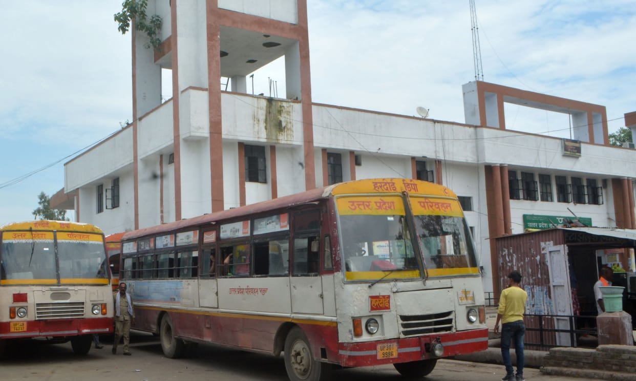 Due to cold and fog, the number of passengers in roadways buses decreased, causing loss to the corporation.