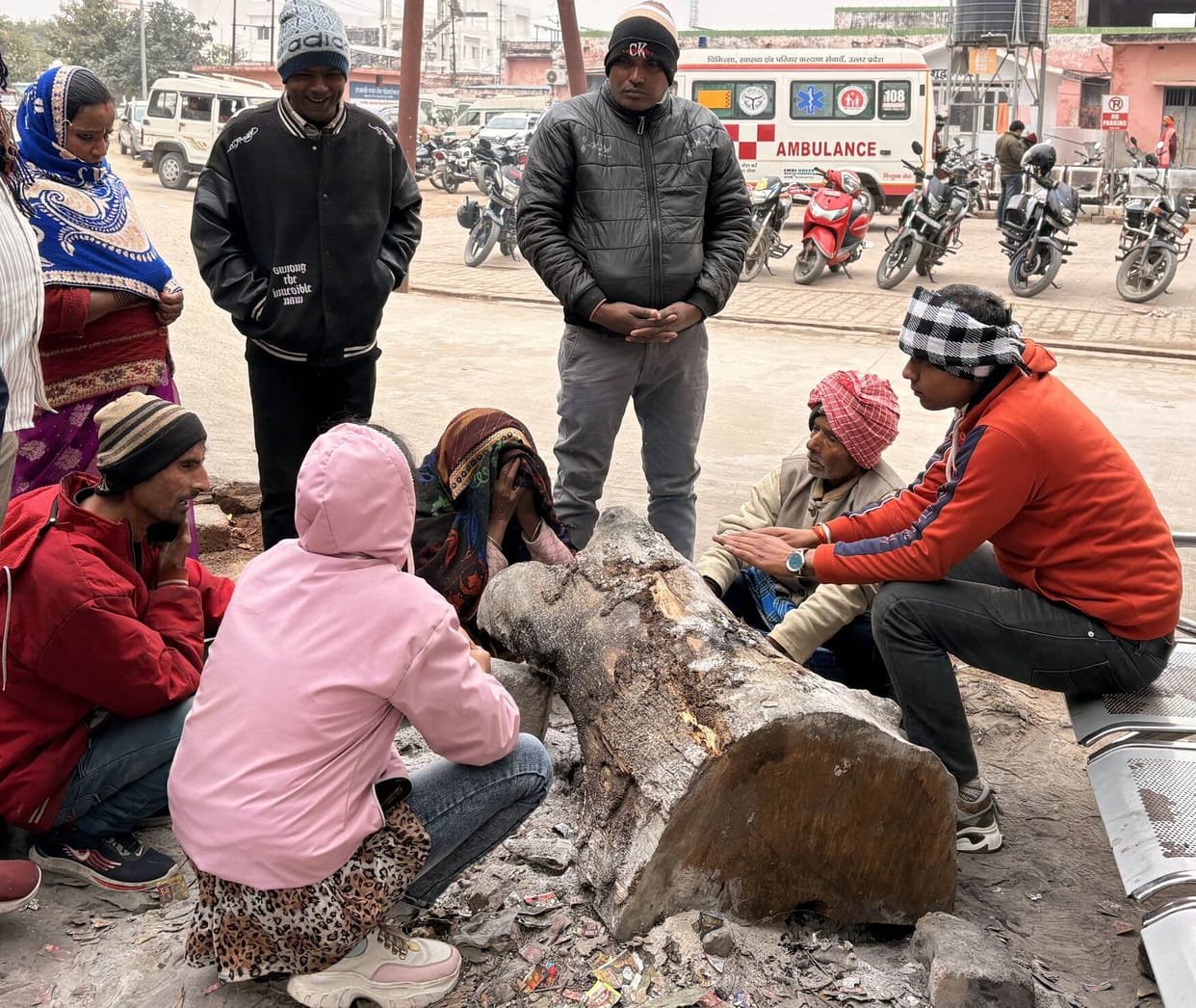 Siddharthnagar News: Fog troubles people, melting increases problems
