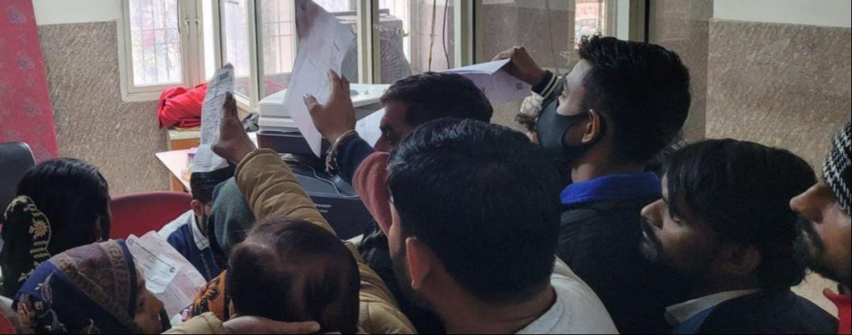Patients jostled for test reports, system collapsed