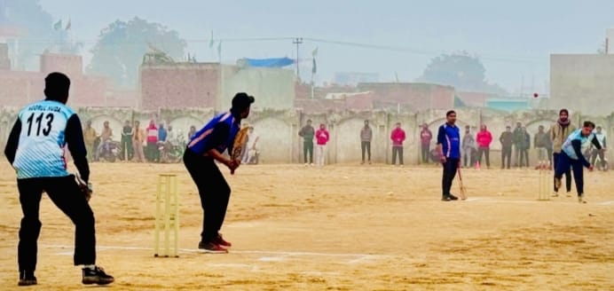 Nigohi Capitals defeated Royals by three wickets in a hard-fought match.