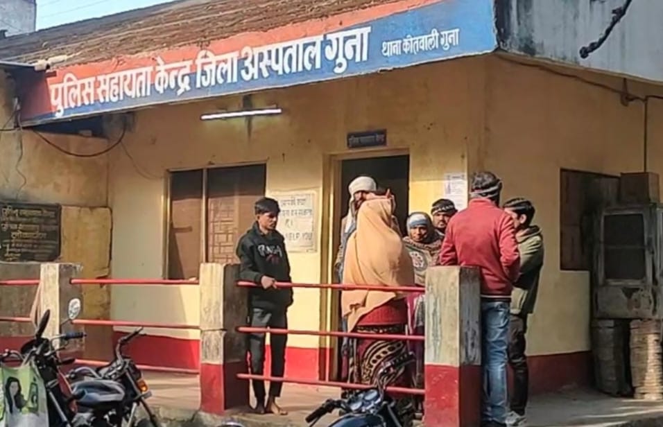 Love story ends, lovers die after consuming poison