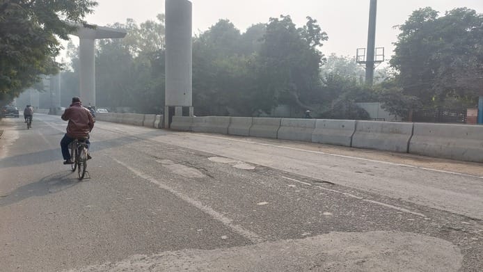 Metro: Barricades removed on MG Road, broken road obstructing traffic
