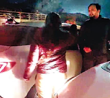 Bullying by female inspector...created ruckus in the middle of the road