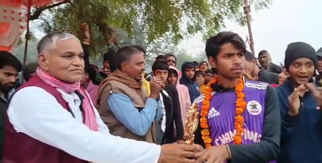 Jagapur defeated Bhardwar by six wickets to win the final match