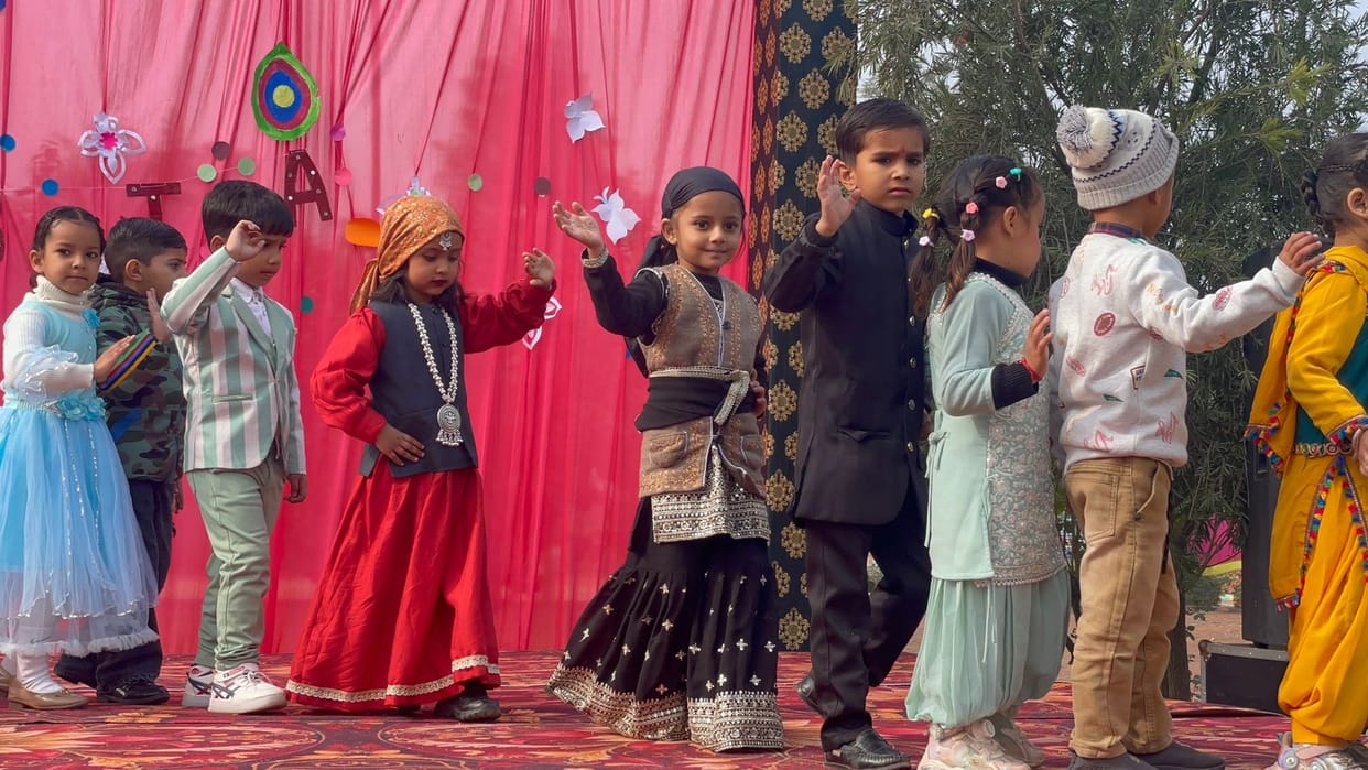 The audience danced to the song Naati Ra Chaska