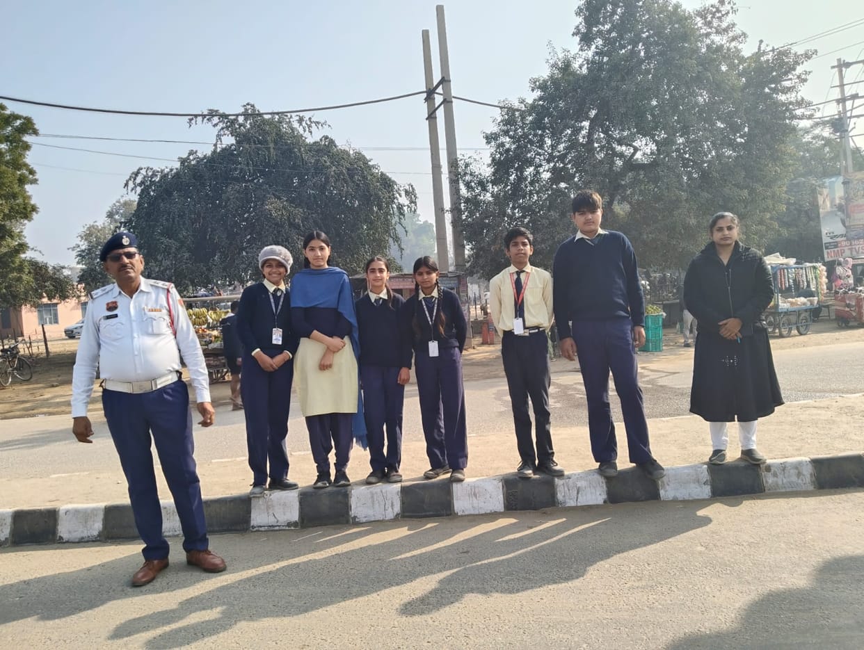 Traffic Dabwali taught road safety lessons to students