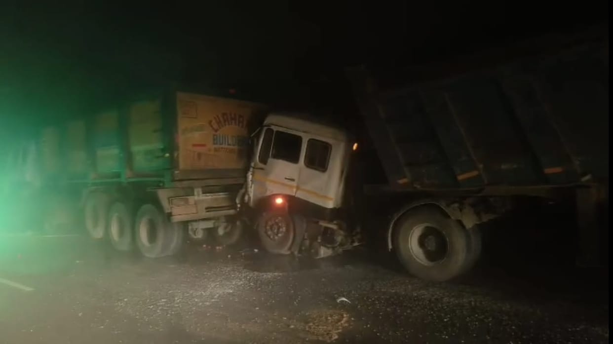 Fog wreaks havoc: More than 10 vehicles collide, four drivers injured