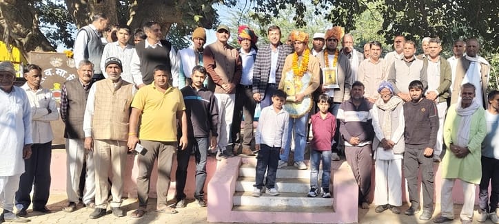 Lieutenant Praveen and Dr. Anuj were honored