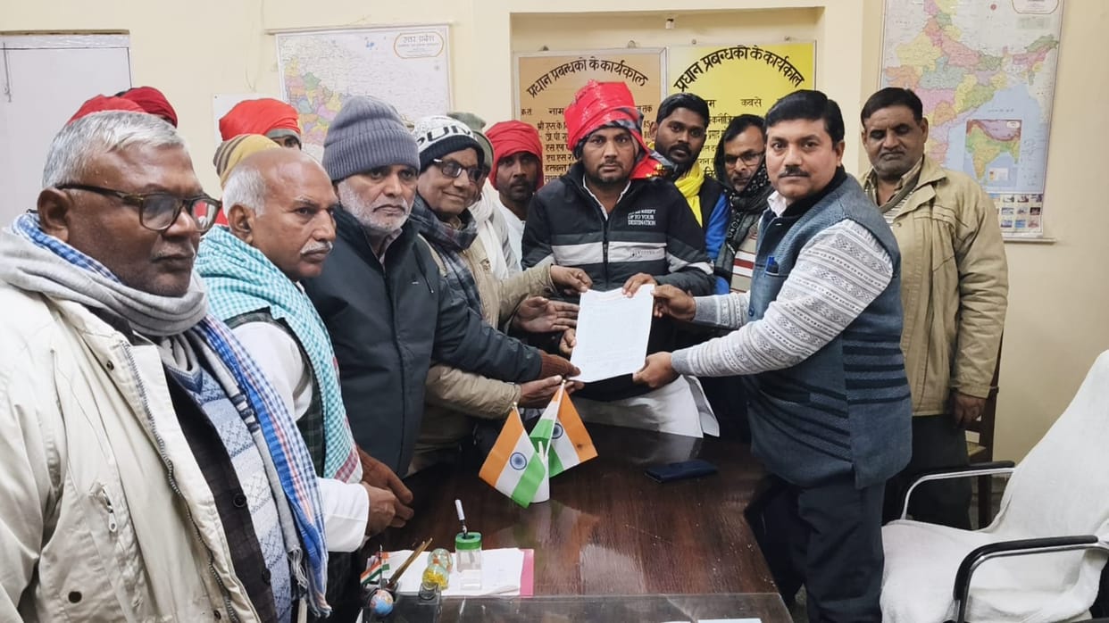 Demand for timely payment and facilities to sugarcane farmers