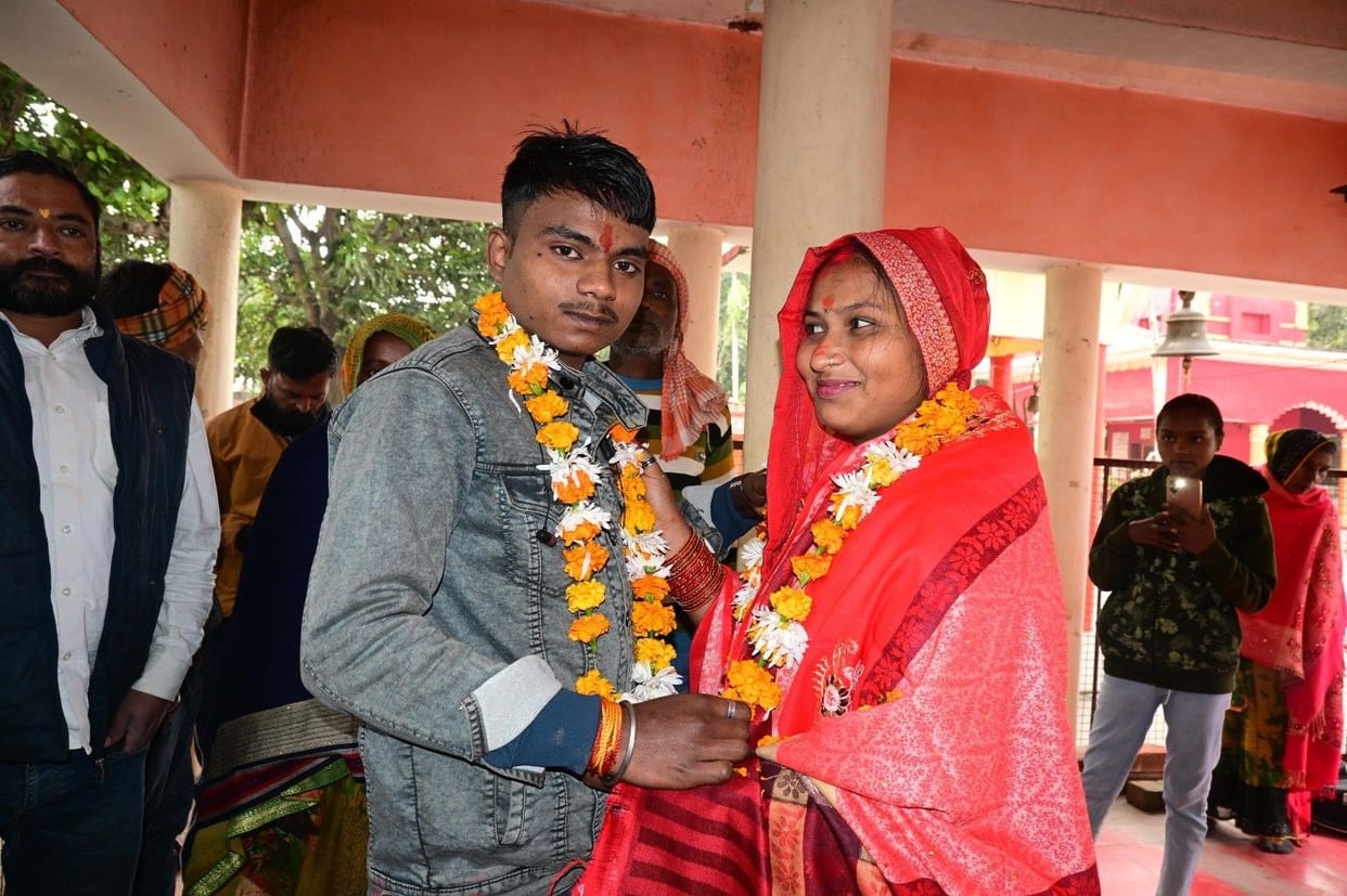 Muslim girl marries Hindu boy