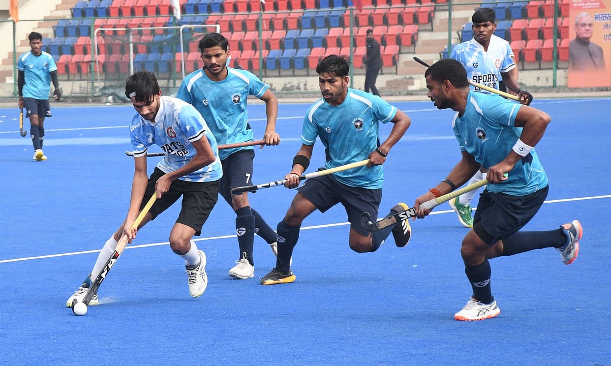 Sports Hostel and Sports College in the semi-finals