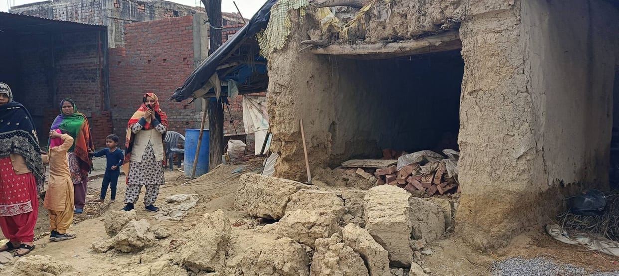 Cell collapses, teenager dies under pressure