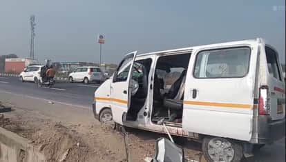 Kalka village mourns the death of two friends in an accident.