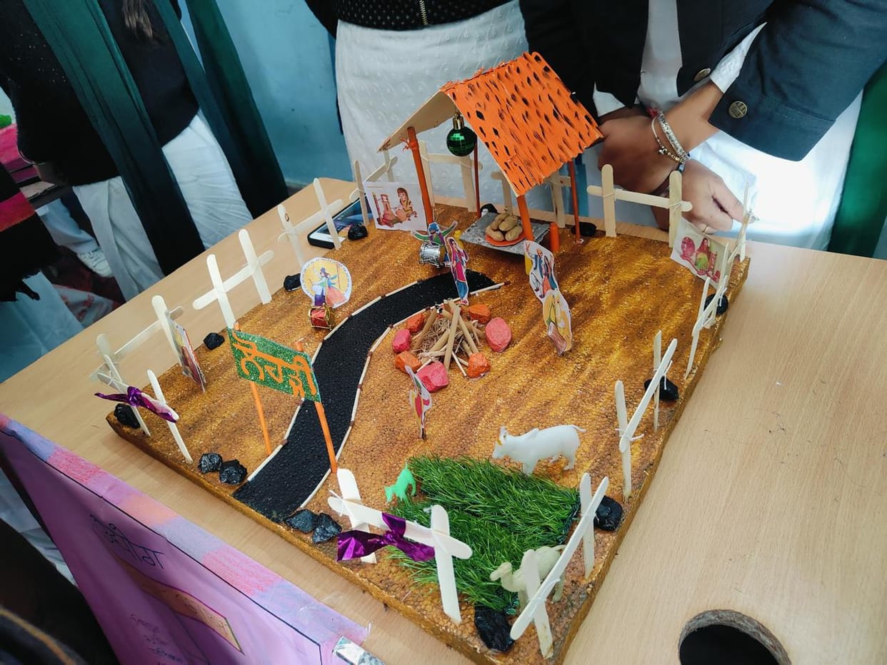 Picture of education adorned with innovation, TLM exhibition of students and teachers organized