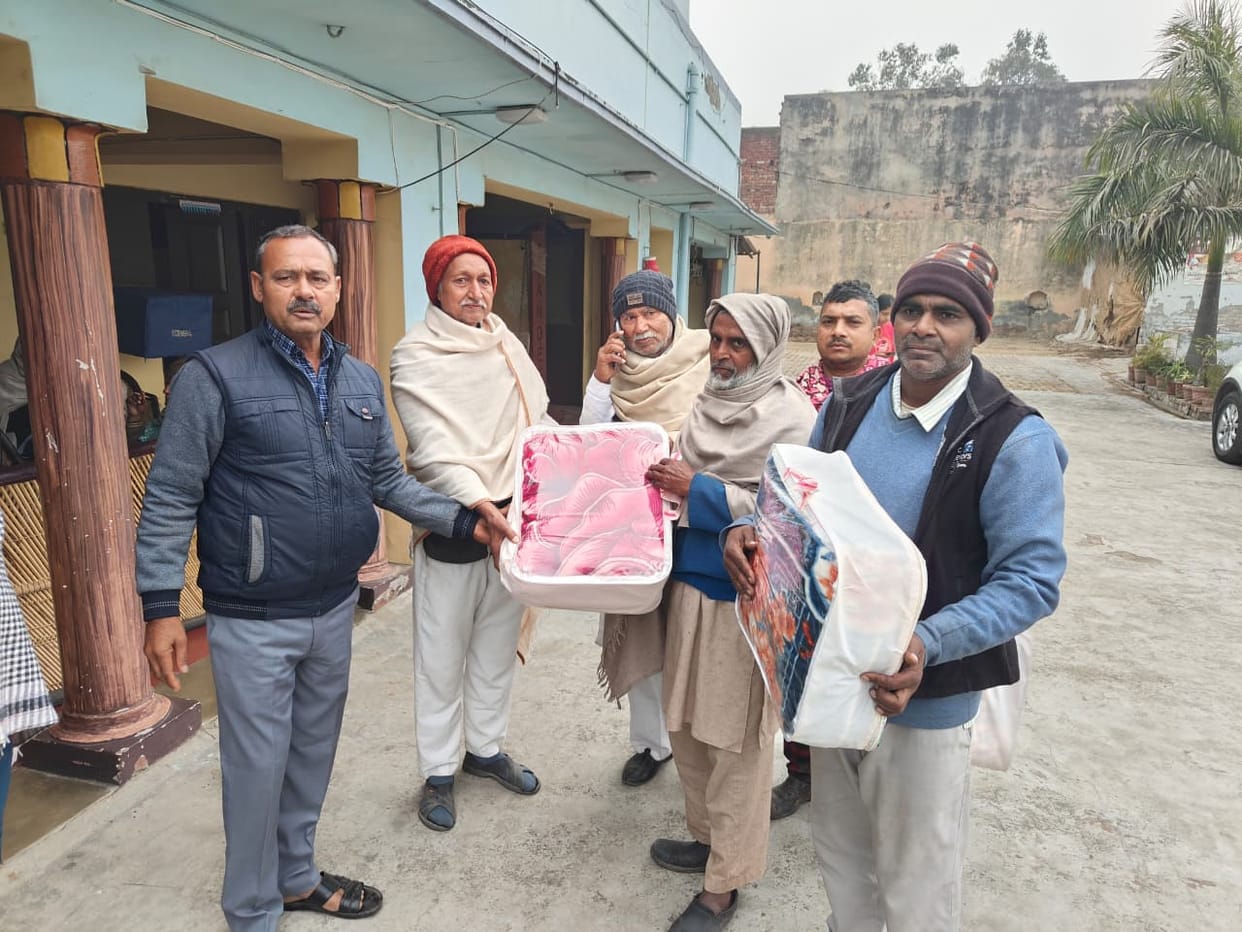 Distributed blankets to the needy in Julhera