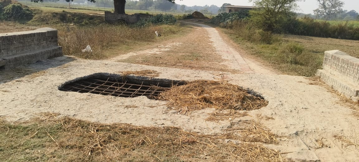 The culvert roof has collapsed, posing a risk of an accident.