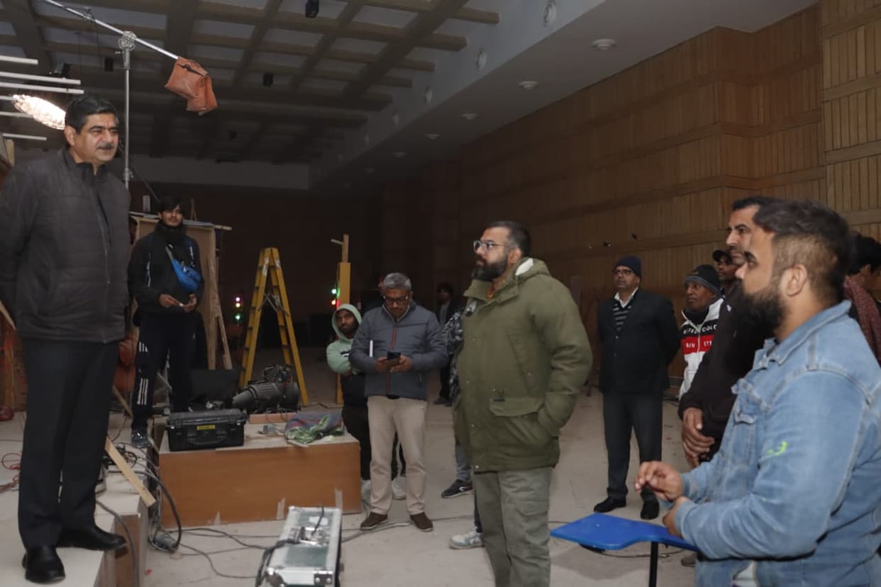 40 students of SUPVA completed their long-pending degree projects.