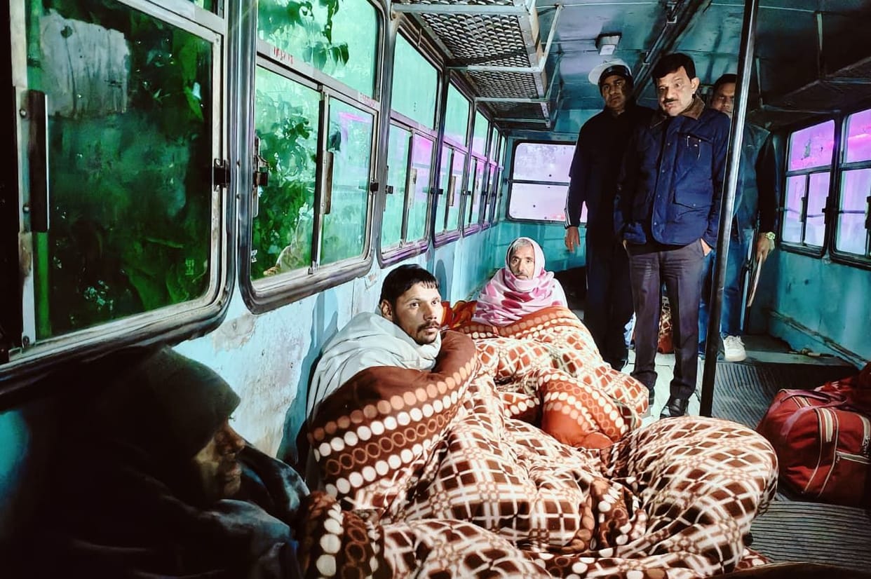 The ADC inspected the basic facilities at the night shelters.