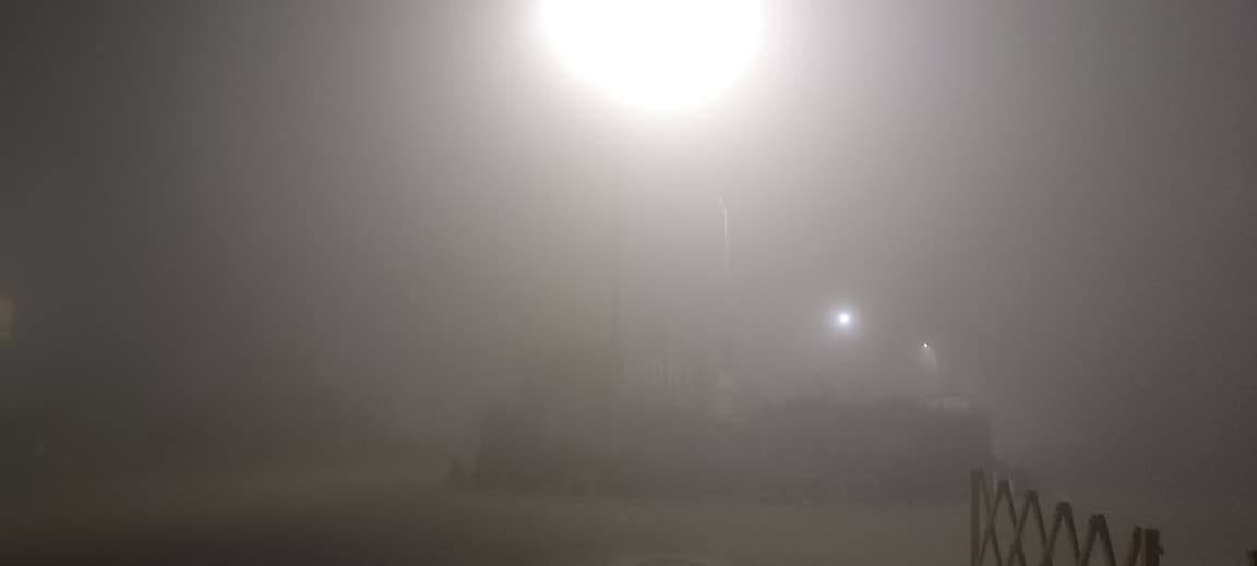 Drive carefully in fog and dense mist.