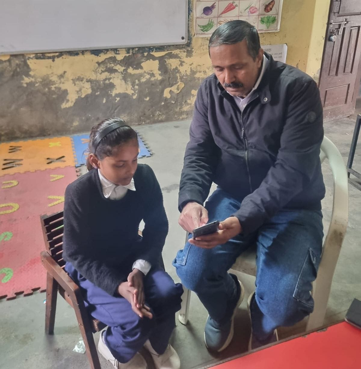 PGT and TGT teachers assessed the academic level of 13,704 students in Hindi and 14,604 students in Mathematics.